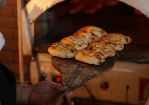 Mehmet Bey Restaurant, kebapçı, ivedik osb kebap, ivedik osb pide,ivedik osb ızgara, geleneksel kebap, kömür ateşi kebap, taş fırın pide, Türk mutfağı, ızgara çeşitleri, kebap restoranı, pide salonu, aile restaurantı, geleneksel restoran, et yemekleri, tavuk ızgara, kebap çeşitleri, pide çeşitleri, yöresel lezzetler, geleneksel Türk yemekleri, mangal lezzetleri, kebap ve ızgara, taş fırın lezzetleri, kaliteli restoran
